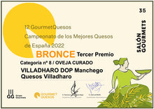 Cargar la imagen en el visor de la galería, Queso Manchego D.O.P Curado Artesano