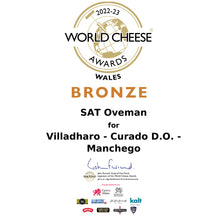 Cargar la imagen en el visor de la galería, Queso Manchego D.O.P Curado Artesano