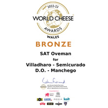 Cargar la imagen en el visor de la galería, Queso Manchego D.O.P Semicurado Artesano